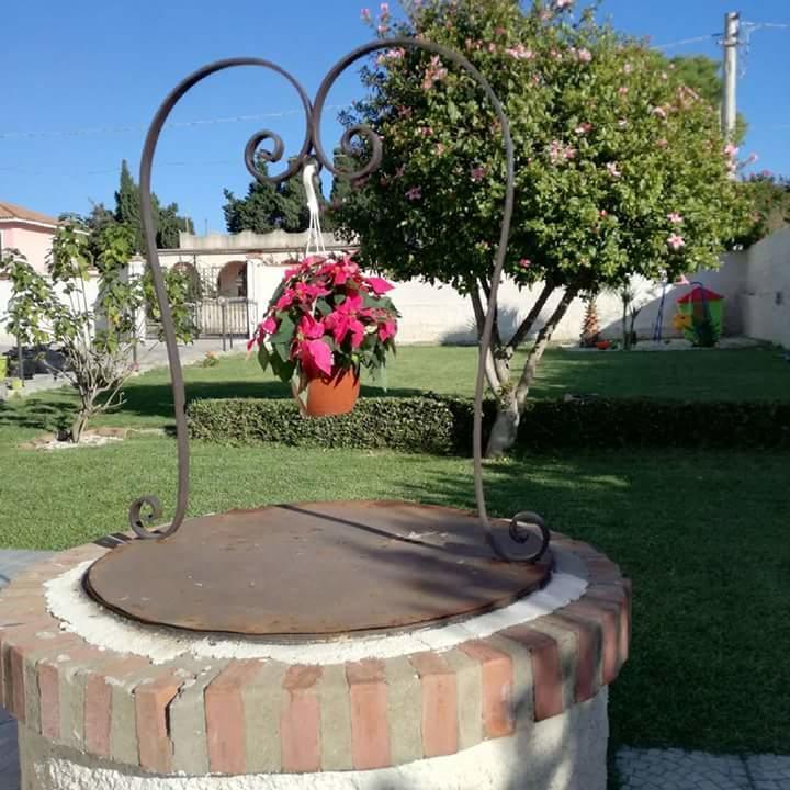 La Casa Delle Farfalle Panzió Szirakúza Kültér fotó